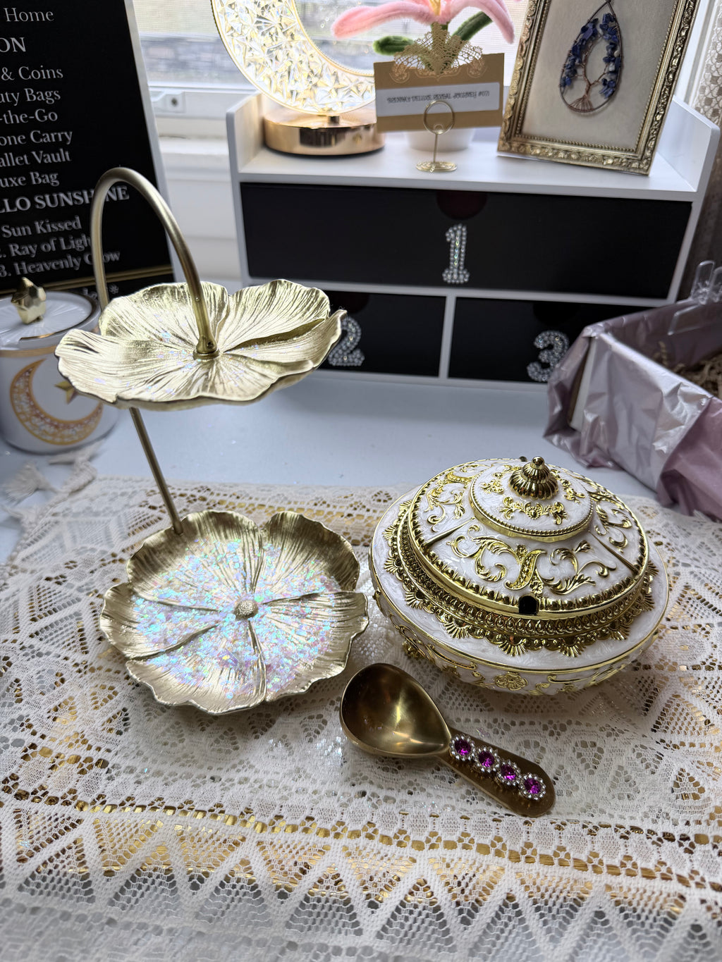 Love & Light GRAND Mystery Scoop